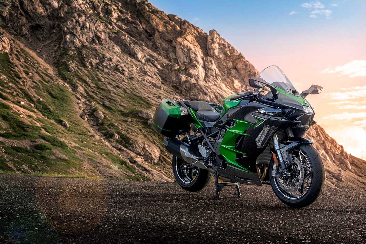 2023 NINJA H2 SX SE
