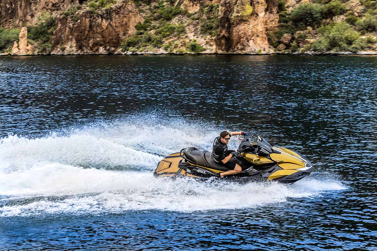 2024 JET SKI ULTRA 160LX