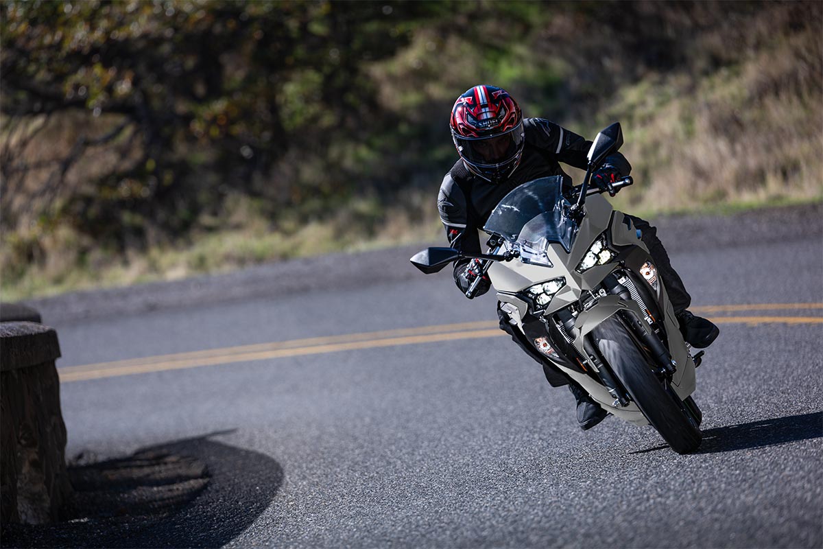 2025 NINJA 500