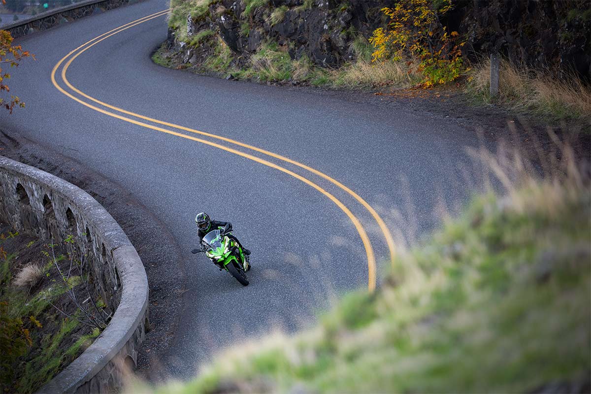 2025 NINJA 500 SE