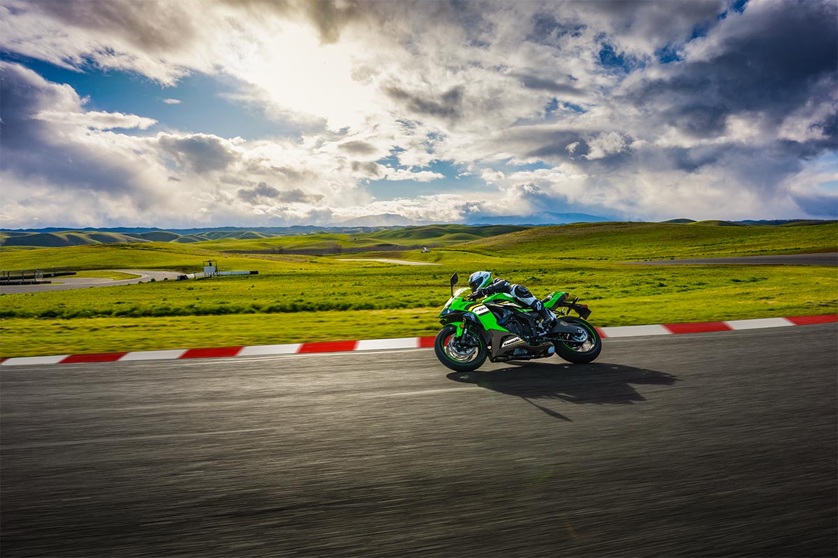 2025 NINJA ZX-6R