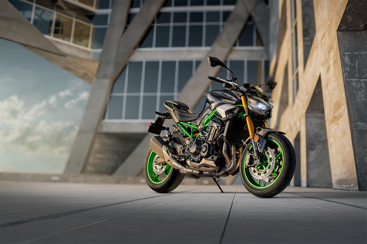 2025 Z900 SE