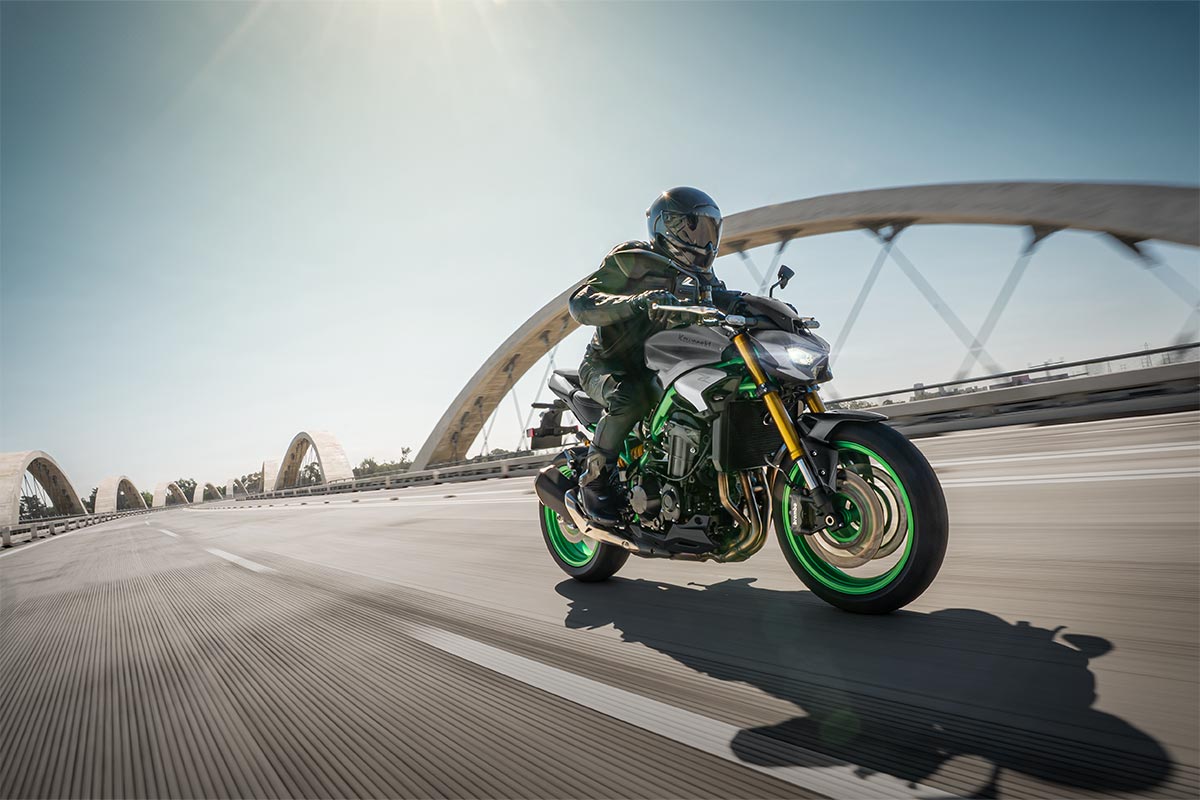 2026 Z900 SE
