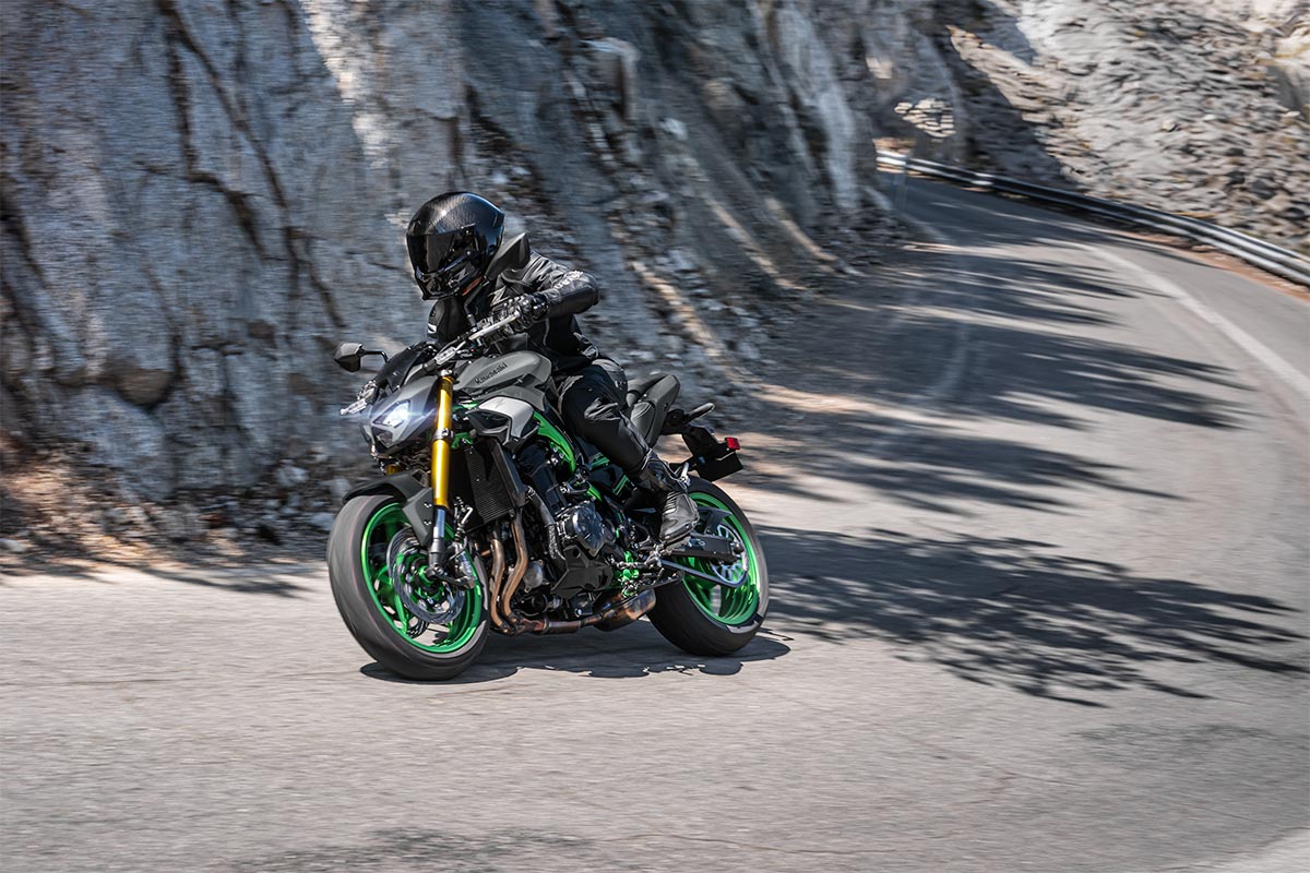 2026 Z900 SE