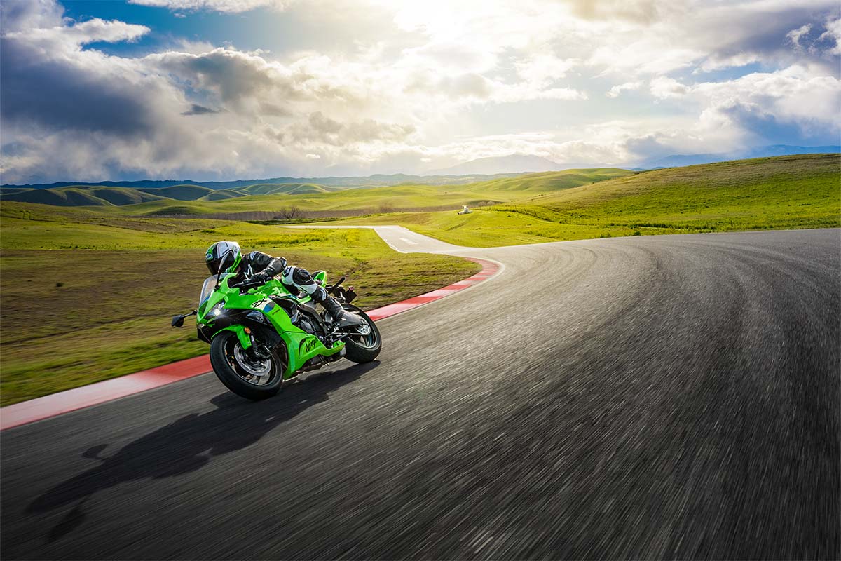 2026 NINJA ZX-6R