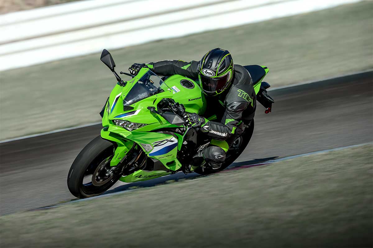 2026 NINJA ZX-4RR