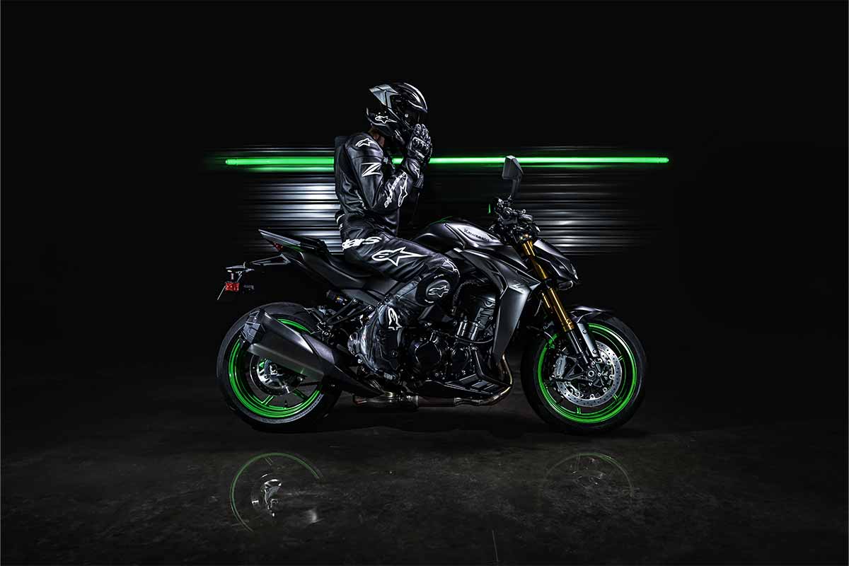 2026 Z1100 SE