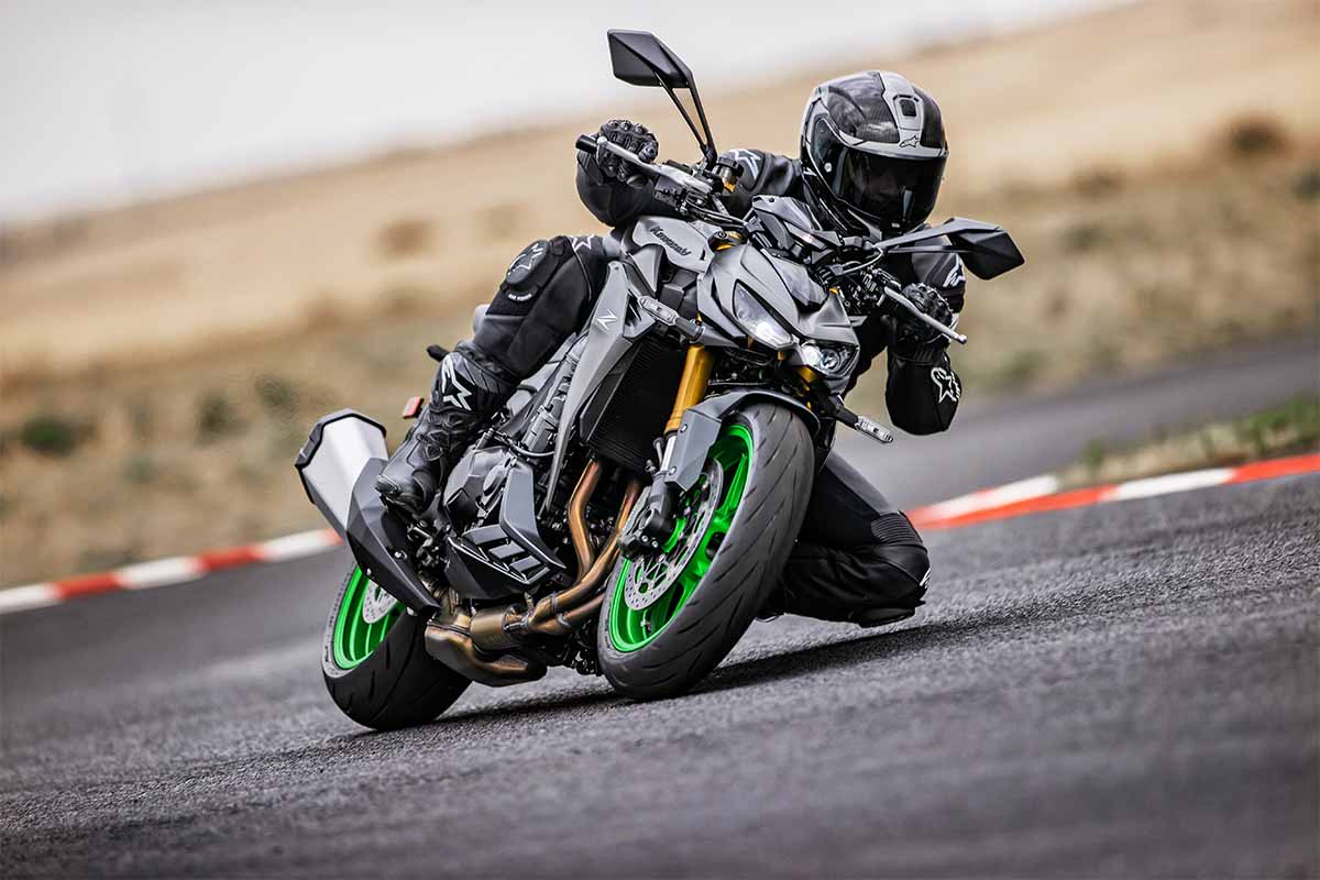 2026 Z1100 SE